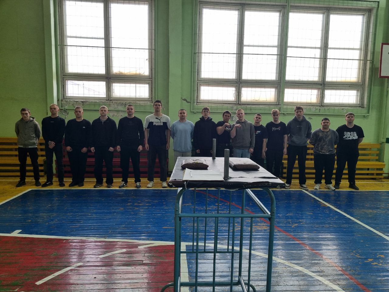 Соревнования по армрестлингу